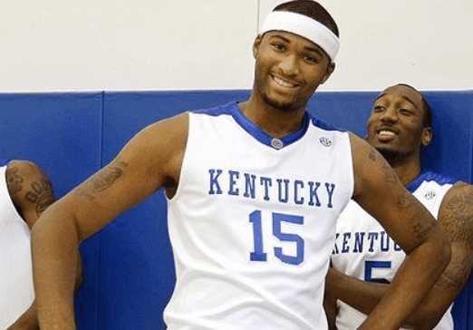 里程碑，英博后卫曹海清俱乐部赛事已出战200场