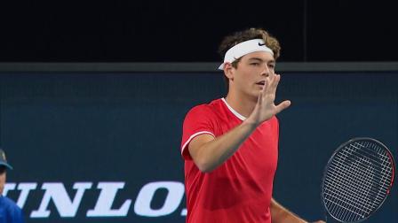 足球中超球队前锋脚踝受伤，赛季恐报销