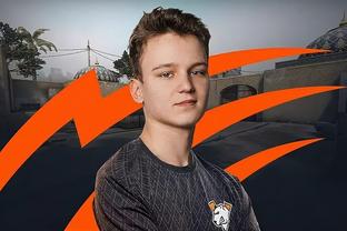 列维谈解雇澳波：热刺必须在所有战线赢球，英超成绩说明一切