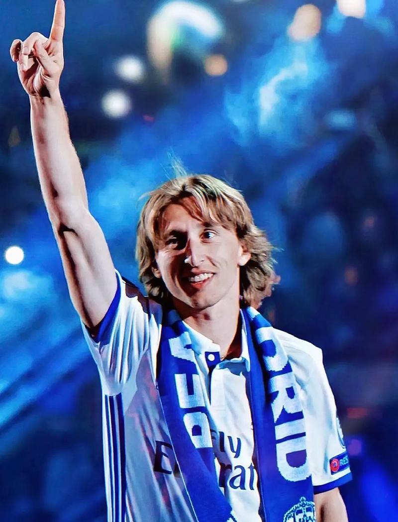 辽宁男篮王哲林末节爆发带队取胜