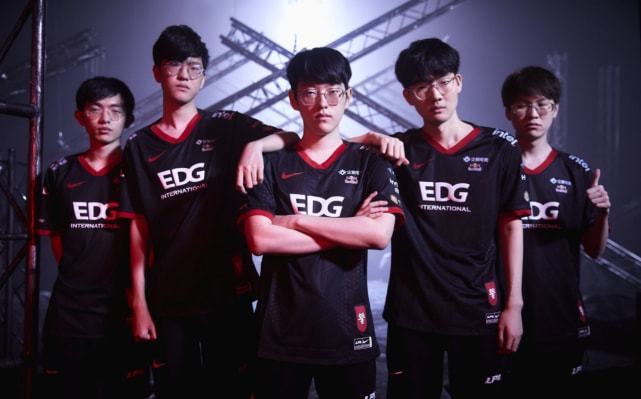 绩引发关注 绩引发关注