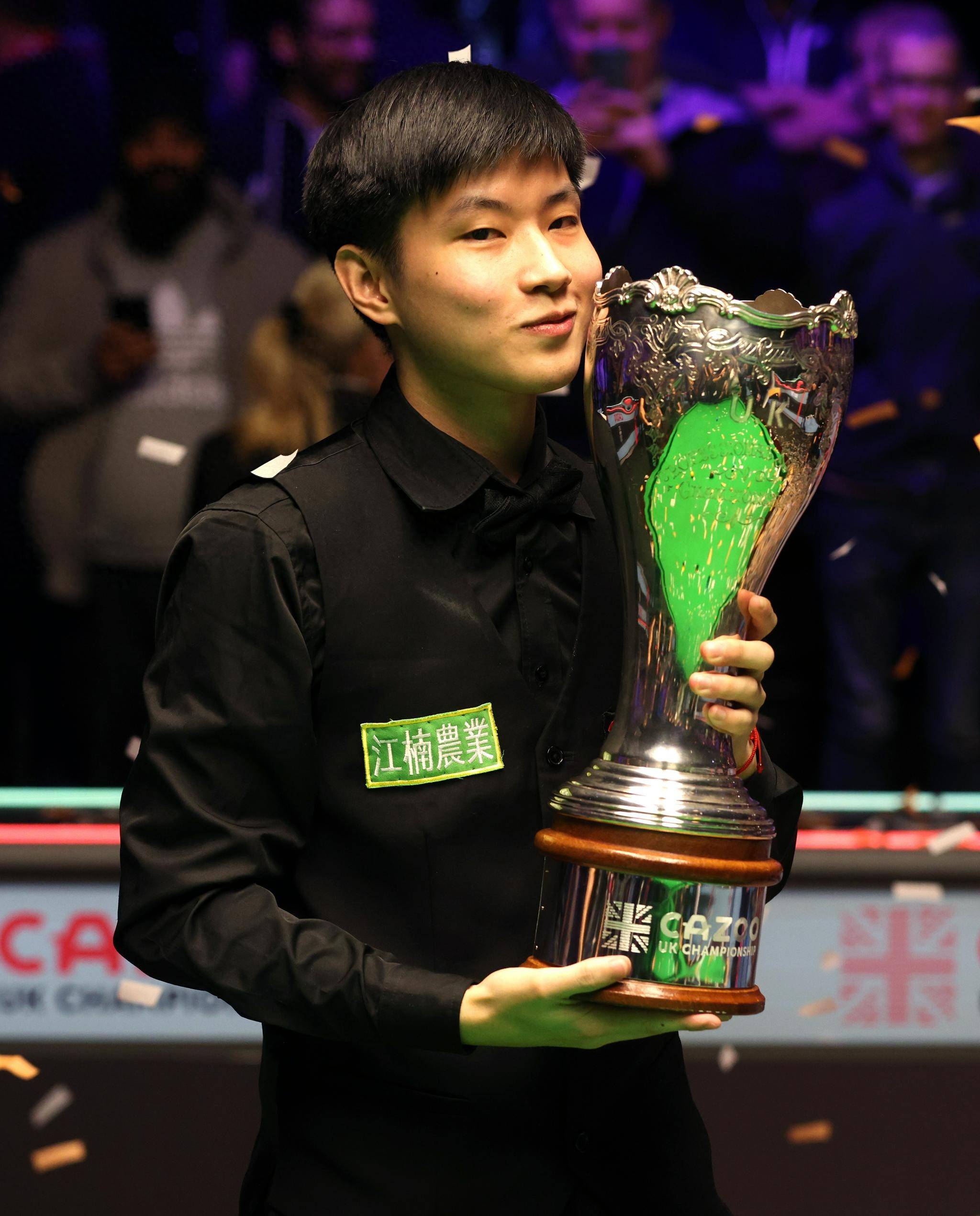 尤其在面对 尤其在面对