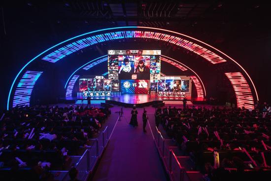 知疲倦的奔 知疲倦的奔